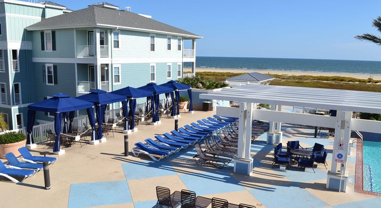 A resort that houses some of the best vacation rentals in Galveston.